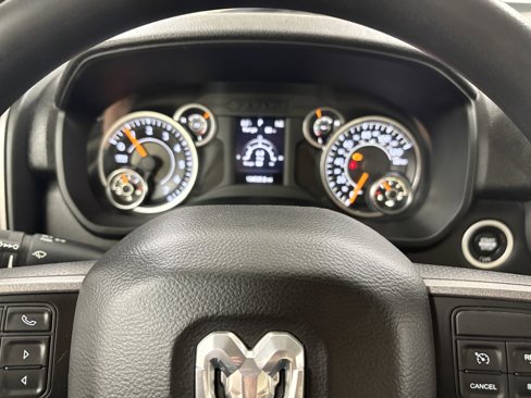 Used 2019 RAM 3500 Tradesman image 19