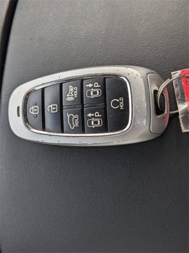 Used 2023 Hyundai Santa Fe Limited image 30