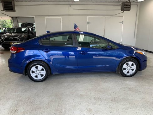 Used 2018 Kia Forte LX w/ LX Rear Camera Package image 8