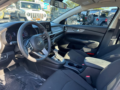 Used 2020 Kia Forte LXS image 12