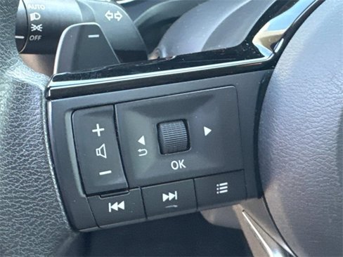 Certified 2023 Nissan Rogue SV image 27
