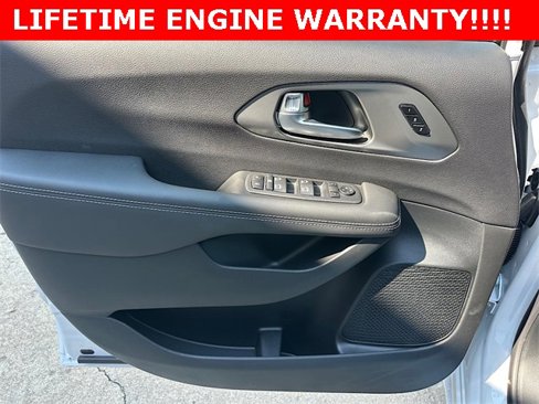 New 2026 Chrysler Pacifica Select image 13