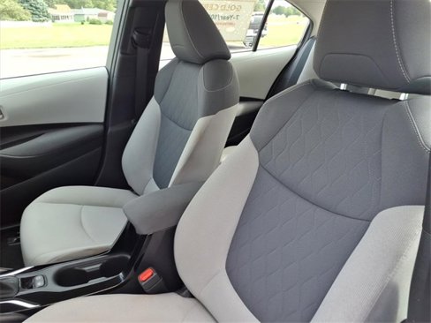 Certified 2022 Toyota Corolla LE image 12