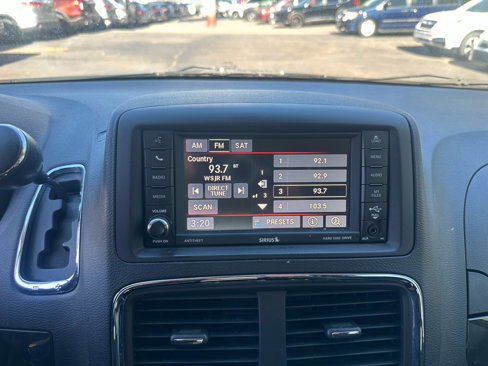 Used 2017 Dodge Grand Caravan SE w/ Power Window Group image 16