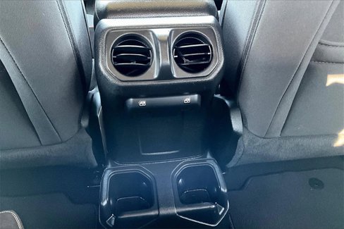 Used 2023 Jeep Gladiator Sport image 34