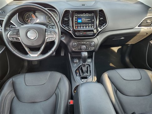 Used 2020 Jeep Cherokee Limited image 10