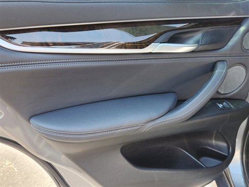 Used 2018 BMW X6 xDrive35i image 12