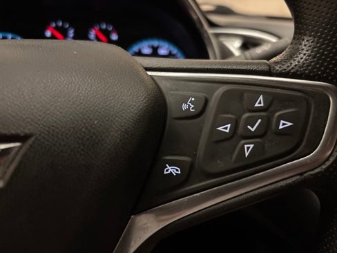 Used 2020 Chevrolet Malibu LT image 16