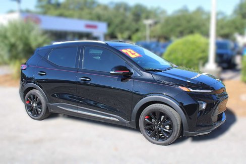 Used 2023 Chevrolet Bolt EUV Premier w/ Sun & Sound Package image 4
