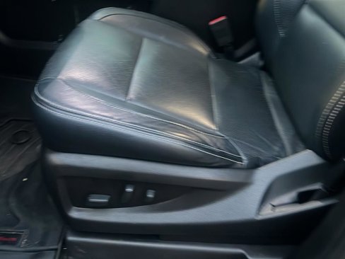 Used 2018 Chevrolet Tahoe LS w/ All-Season Package image 8