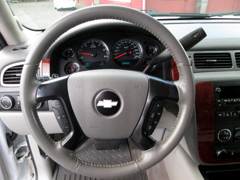 Used 2010 Chevrolet Tahoe LT image 20