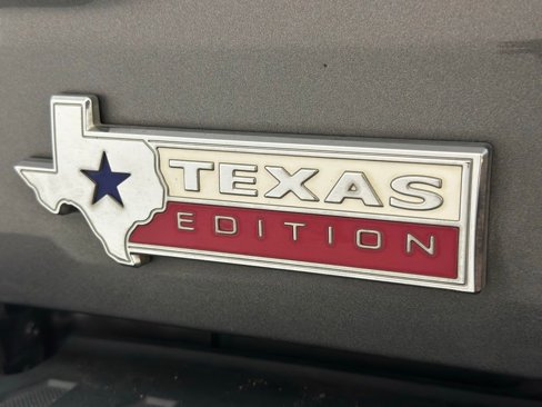 Used 2016 Ford F150 XLT w/ Equipment Group 302A Luxury image 23