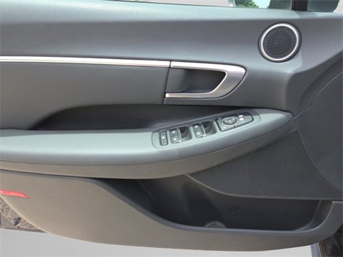 Used 2021 Hyundai Sonata SEL image 10