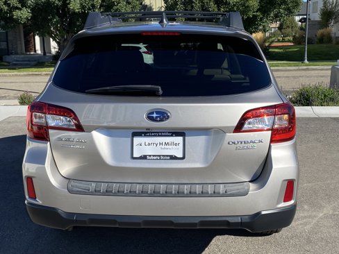Used 2017 Subaru Outback 2.5i Limited w/ Popular Package #5 image 5