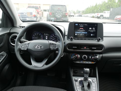 Certified 2023 Hyundai Kona SEL w/ Winter Weather Package image 20