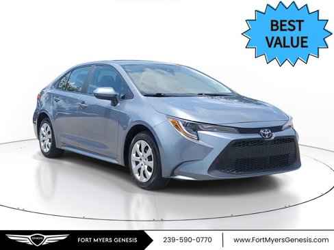 Used 2022 Toyota Corolla LE image 1