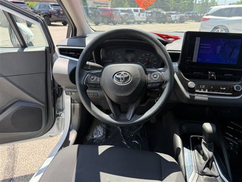 Used 2024 Toyota Corolla LE image 17