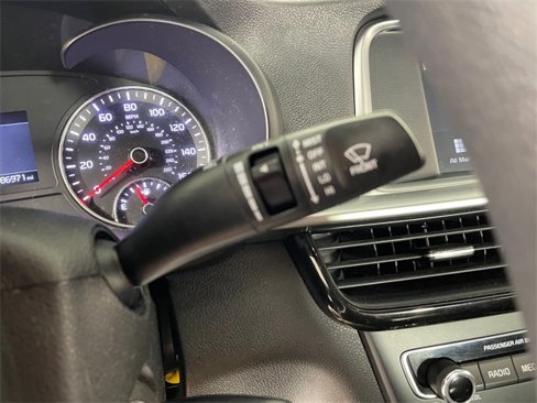 Used 2020 Kia Optima LX image 15