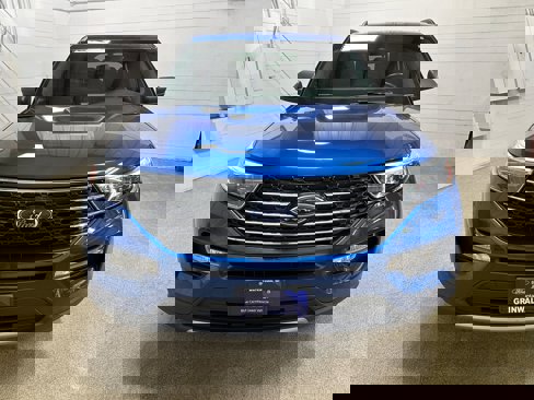 Used 2020 Ford Explorer XLT w/ Equipment Group 202A image 27