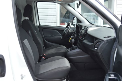 Used 2018 RAM ProMaster City Tradesman SLT w/ Lights & Wheels Group image 14