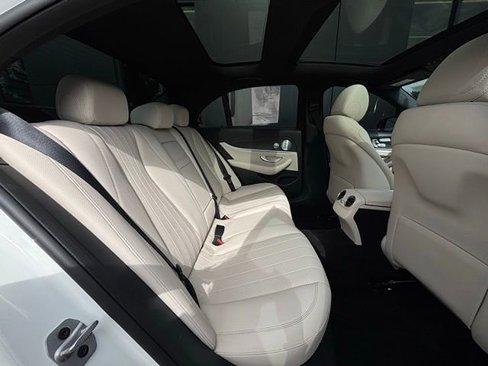 Used 2020 Mercedes-Benz E 350 4MATIC Sedan image 31
