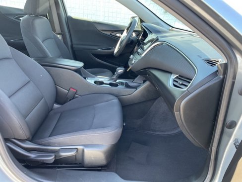 Used 2024 Chevrolet Malibu LT image 17