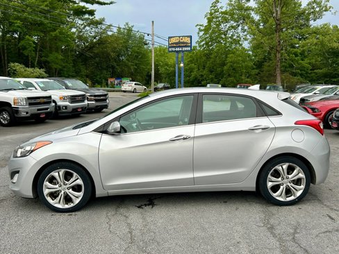 Used 2015 Hyundai Elantra GT w/ Option Group 02 image 5