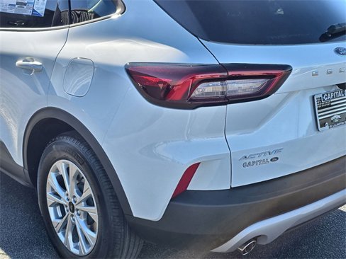 New 2025 Ford Escape Active image 13