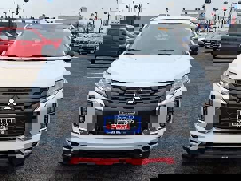Used 2024 Mitsubishi Outlander Sport Ralliart image 2