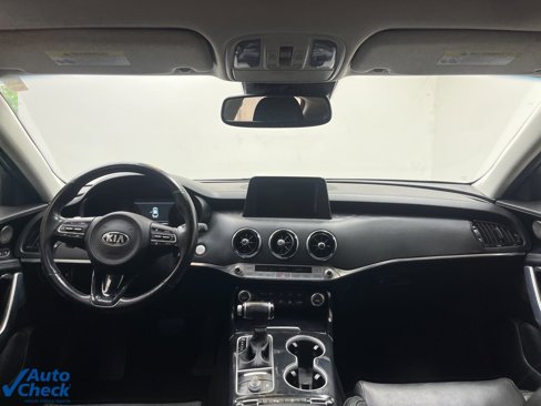 Used 2018 Kia Stinger Premium image 20
