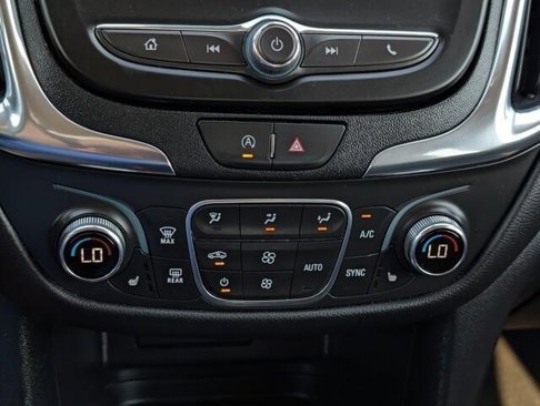 Used 2023 Chevrolet Equinox LT image 18