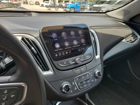 Used 2024 Chevrolet Malibu LT image 20