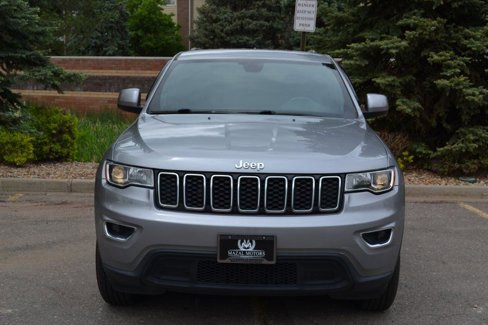 Used 2018 Jeep Grand Cherokee Laredo image 5