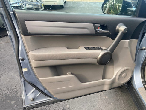 Used 2011 Honda CR-V SE image 46