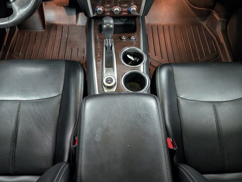 Used 2015 Nissan Pathfinder Platinum w/ Family Entertainment Package image 16