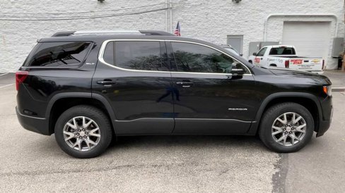Certified 2020 GMC Acadia SLT image 9
