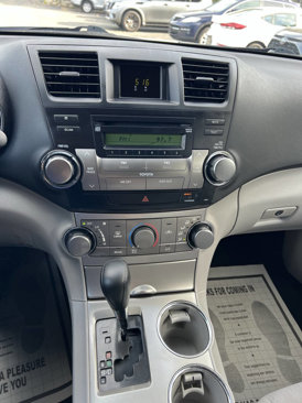 Used 2012 Toyota Highlander SE image 40