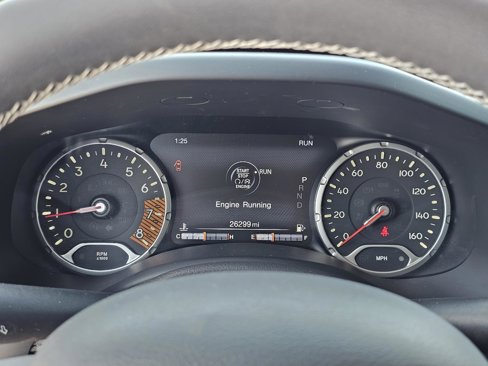 Used 2021 Jeep Renegade Latitude w/ Sun & Sound Group image 23