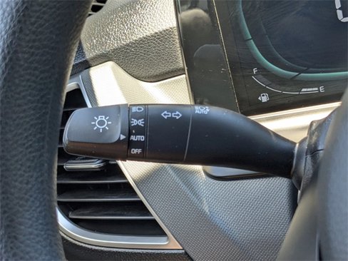Used 2024 Kia Seltos LX image 30