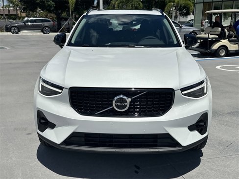 New 2026 Volvo XC40 B4 Plus w/ Protection Package Premier image 3