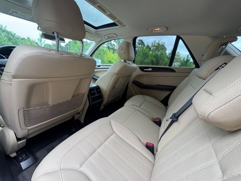 Used 2018 Mercedes-Benz GLE 350 image 15
