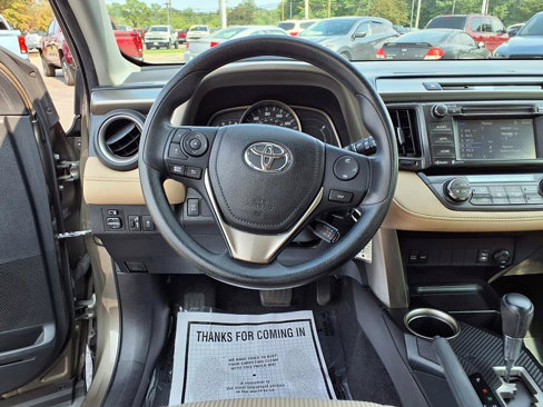 Used 2015 Toyota RAV4 XLE image 19