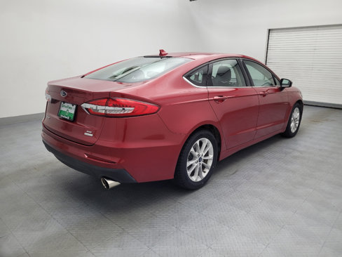 Used 2020 Ford Fusion SE image 9