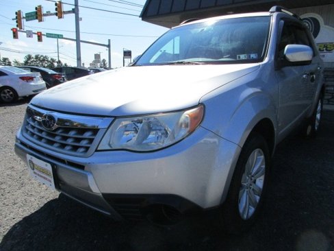 Used 2012 Subaru Forester 2.5X Premium w/ Popular Pkg 3 image 4