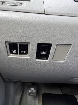 Used 2011 Toyota Avalon Limited image 20