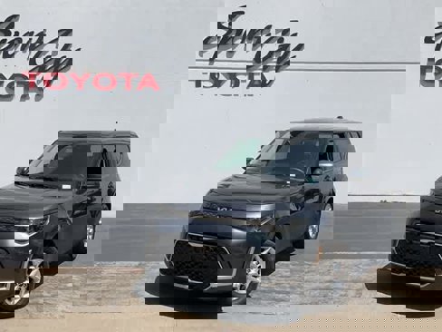 Used 2024 Kia Soul LX w/ Option Group 015 image 1