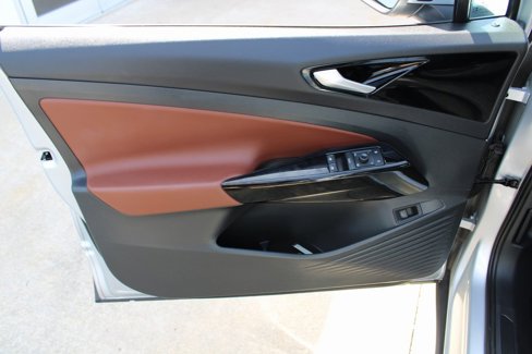 Certified 2021 Volkswagen ID.4 Pro S image 9