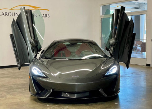 Used 2017 McLaren 570S image 34