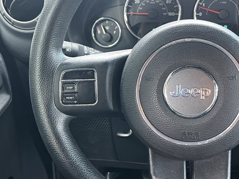 Used 2012 Jeep Wrangler Unlimited Sport w/ Max Tow Pkg image 33