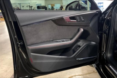 Used 2018 Audi S4 Premium Plus image 23